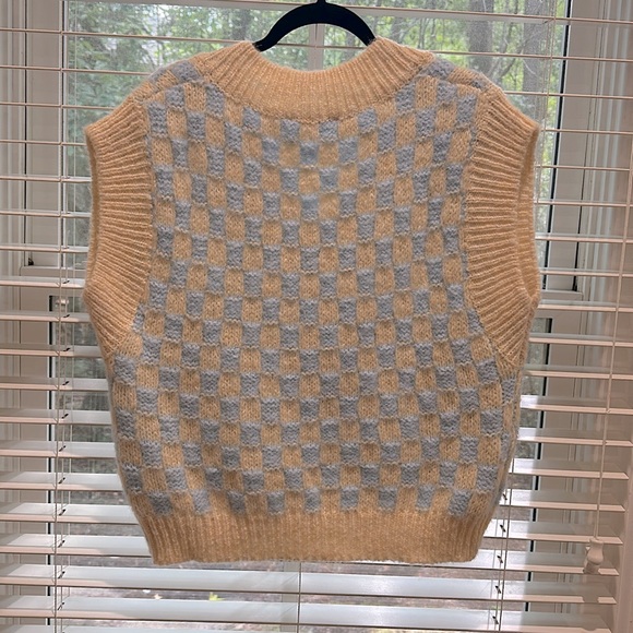 English Factory Sweater Vest - Medium - Picture 5 of 5